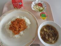 タコライス・もずくスープなど